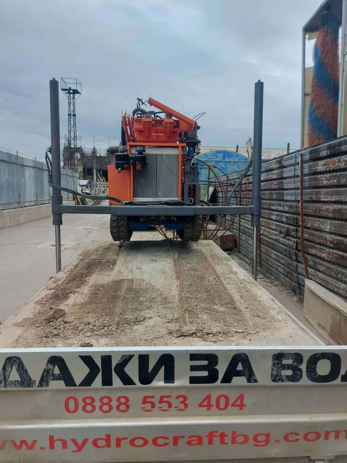 Сондажна машина на камион